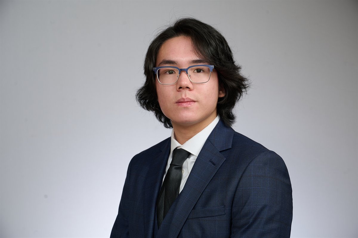 Portrait of Alexander Tong
